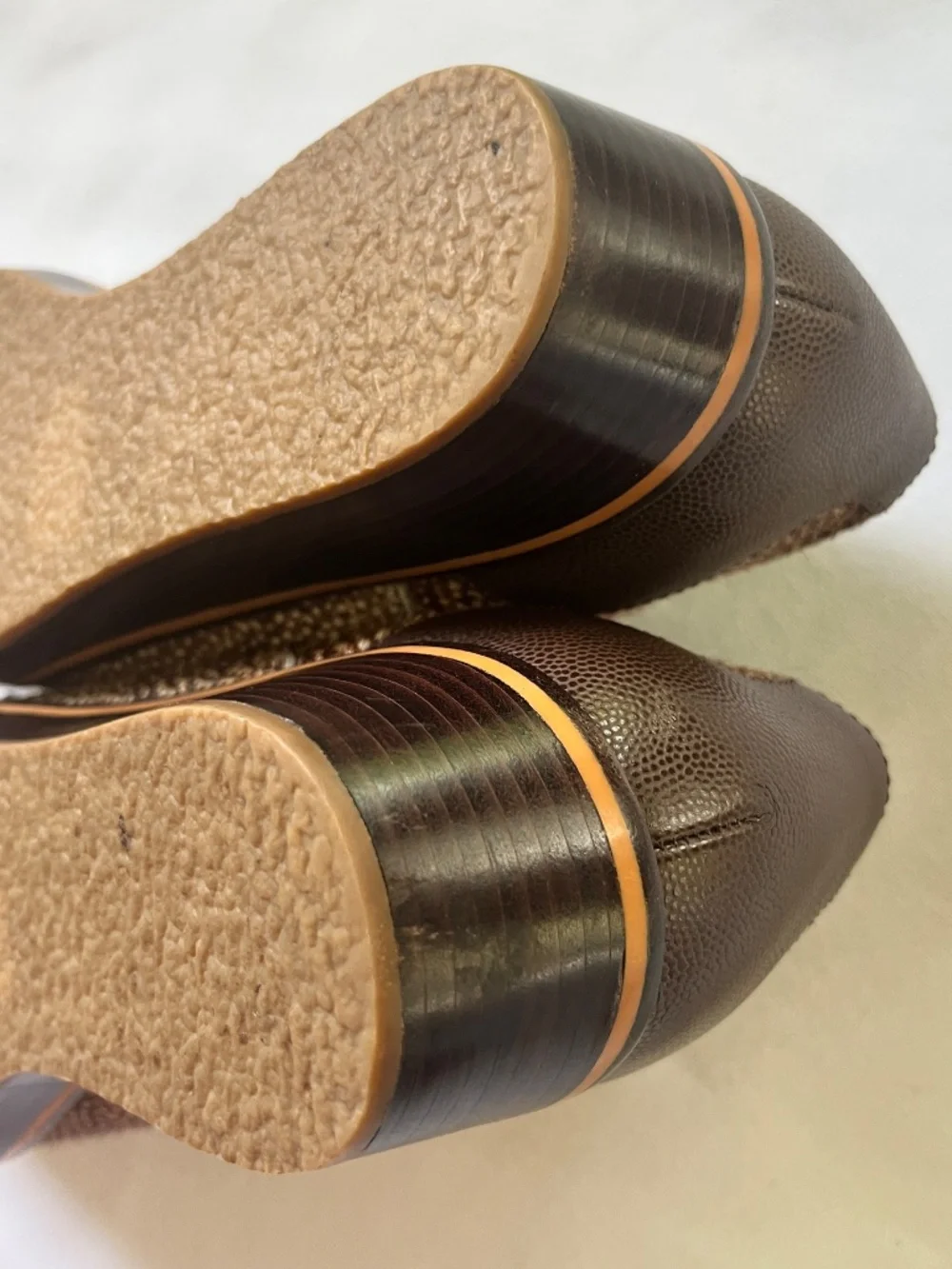 Vintage Cole Haan Spotted Pony Hair Oxford Lace-up Wedge Shoes